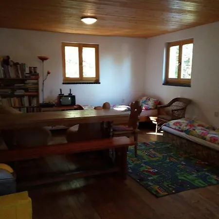 Feriehus Na Kovarove